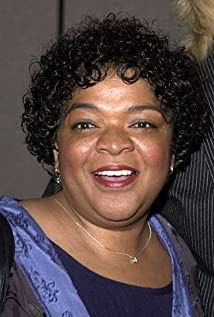 How tall is Nell Carter?